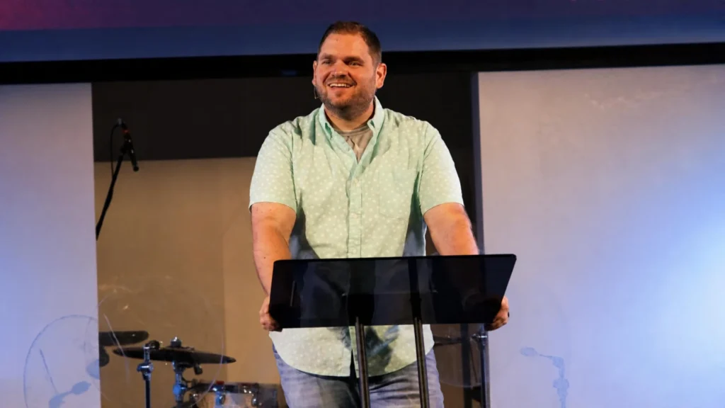 Forever Forward sermon graphic for “The Right People at the Right Time” at Anchor Church.